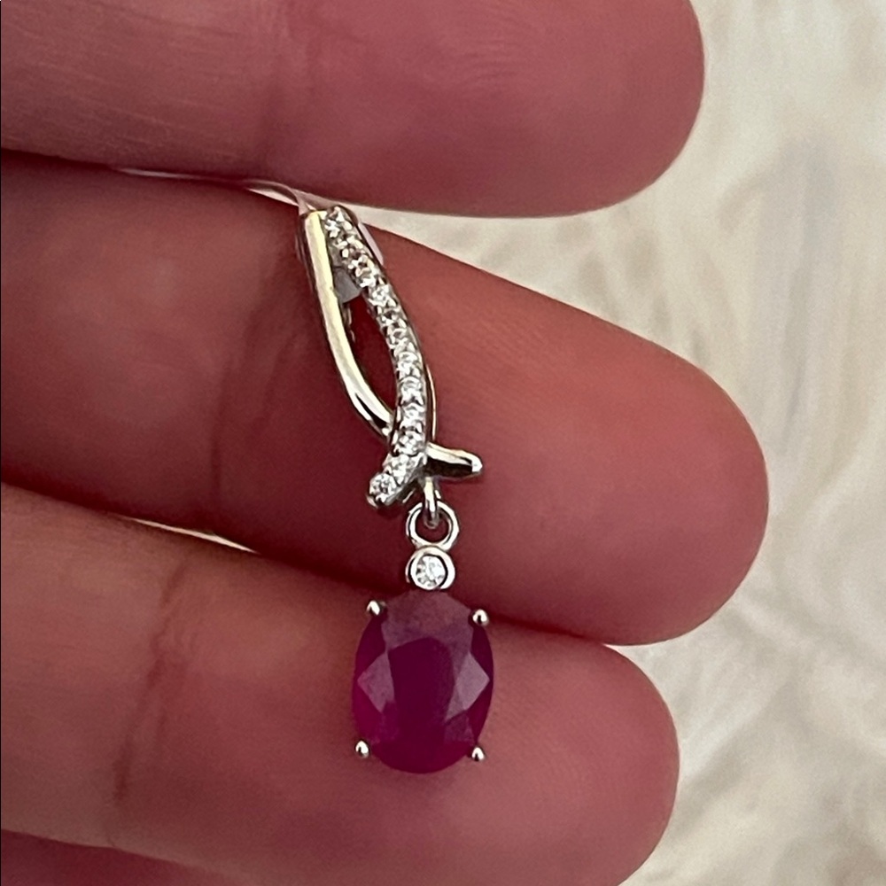Natural Ruby Pendant in 925 Sterling Silver - Picture 6 of 8